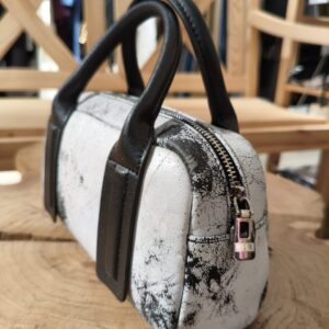 Сумочка с ручками серая