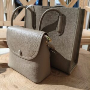 Сумка с длинными ручками и кошельком беж